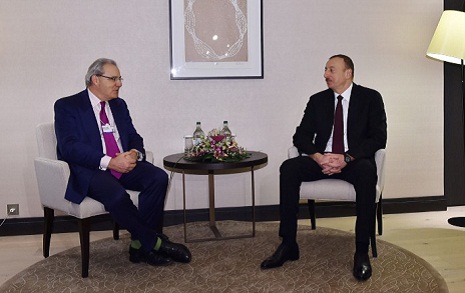 President Ilham Aliyev met the CEO of Gaz de France Suez